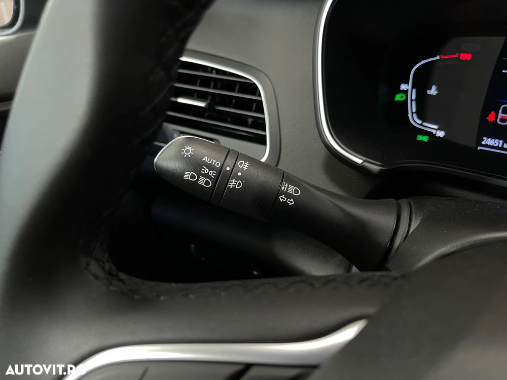 Renault Megane TCe 140 GPF Equilibre - 18