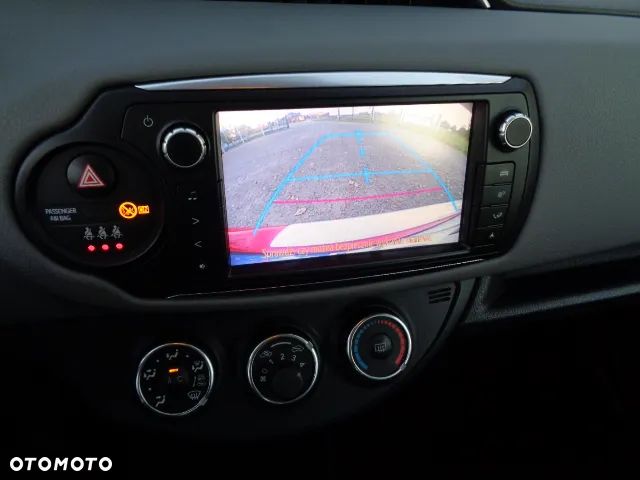 Toyota Yaris 1.33 Premium EU6 - 14