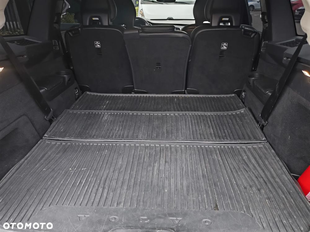 Volvo XC 90 D5 AWD Inscription 7os - 4