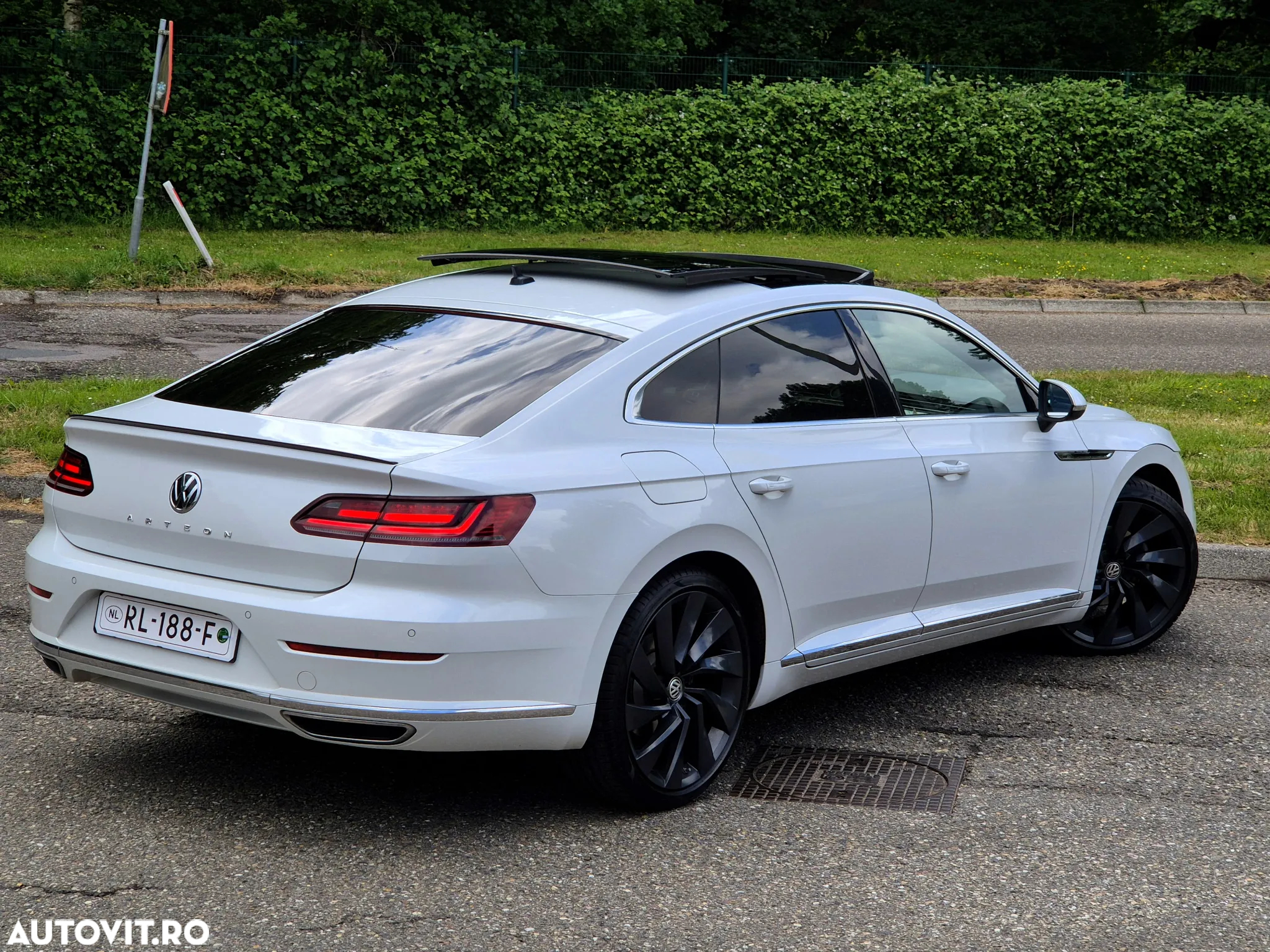 Volkswagen ARTEON 2.0 TDI DSG R-Line - 12