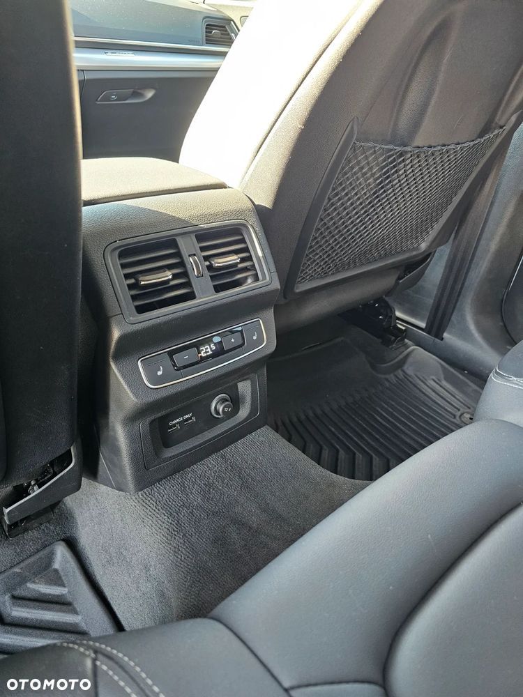 Audi Q5 45 TFSI quattro S tronic S line - 27