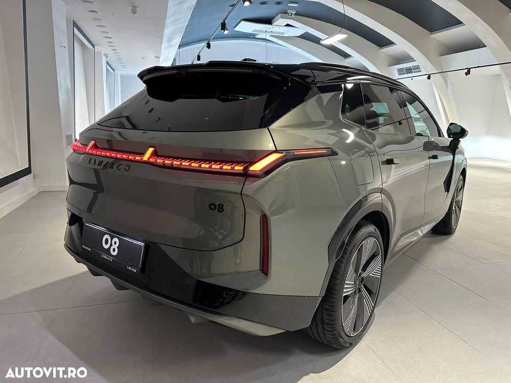 Lynk&Co 08 - 5