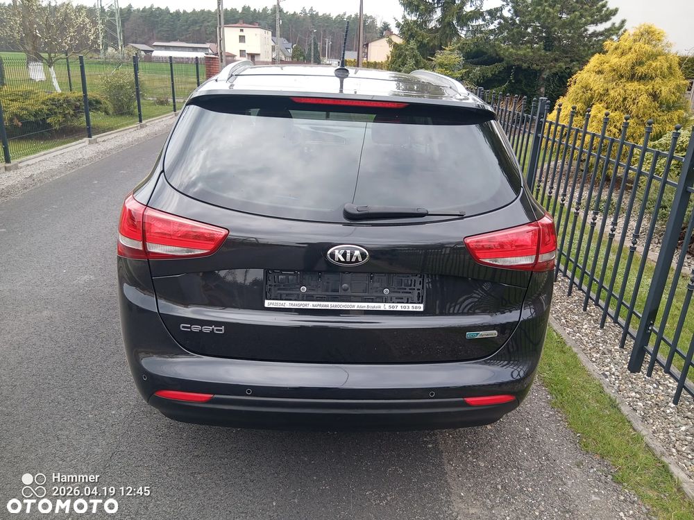 Kia Ceed 1.6 CRDi 136 ISG Platinum Edition - 10