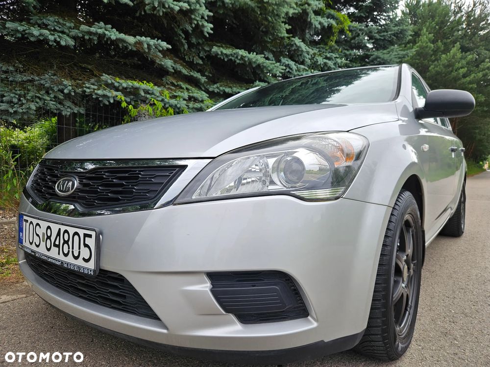 Kia Ceed 1.4 CVVT Attract - 13