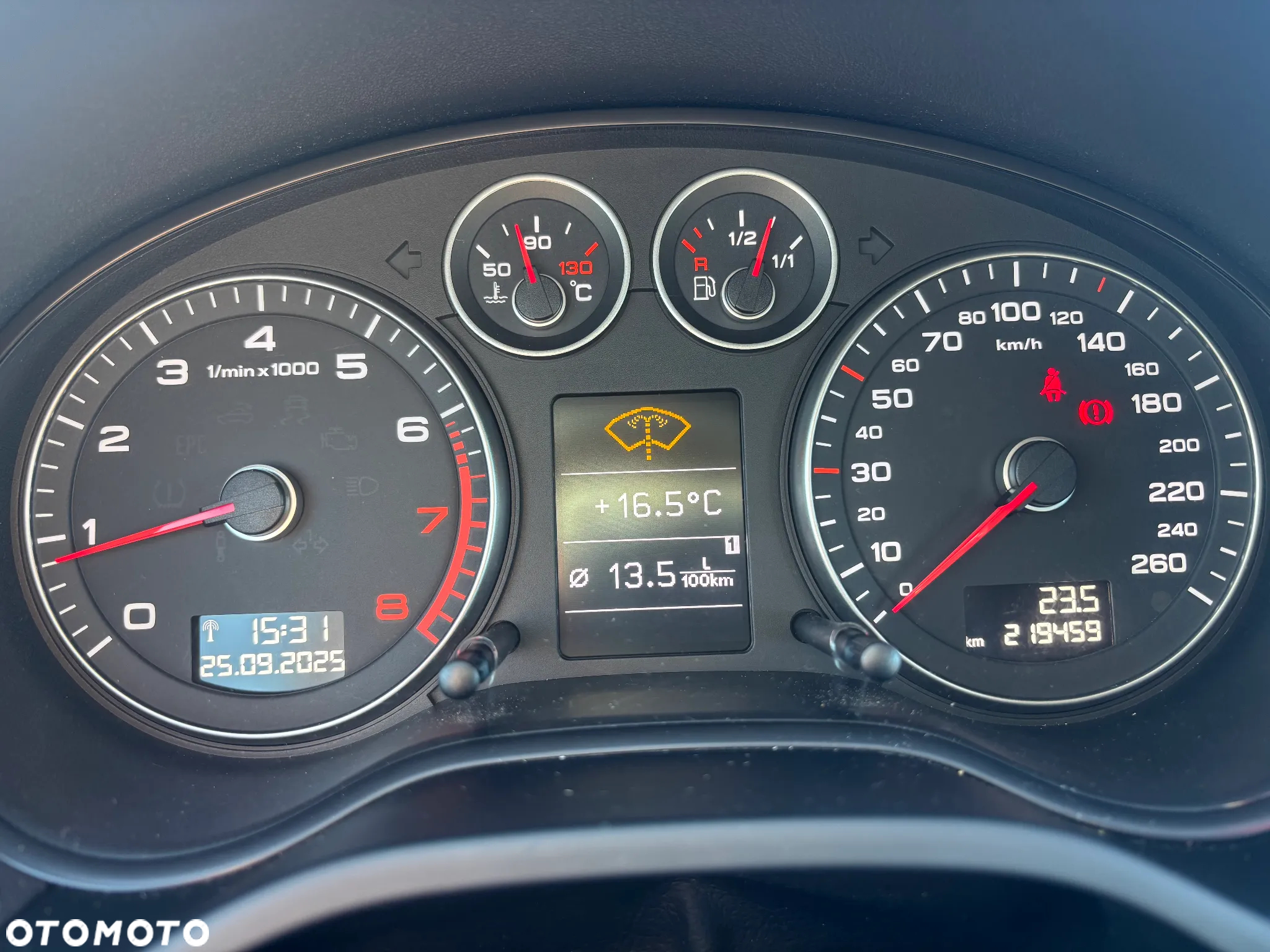 Audi A3 1.8 TFSI Ambiente - 12