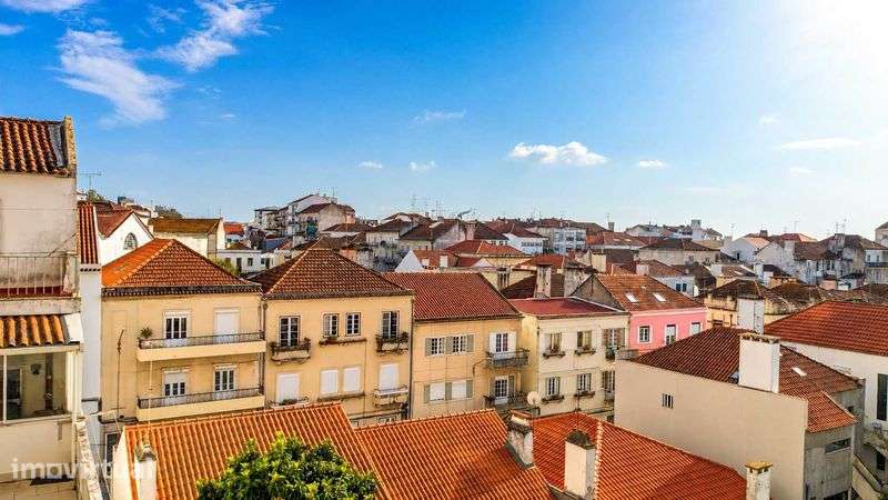 2 Escritórios no Centro de Santarém