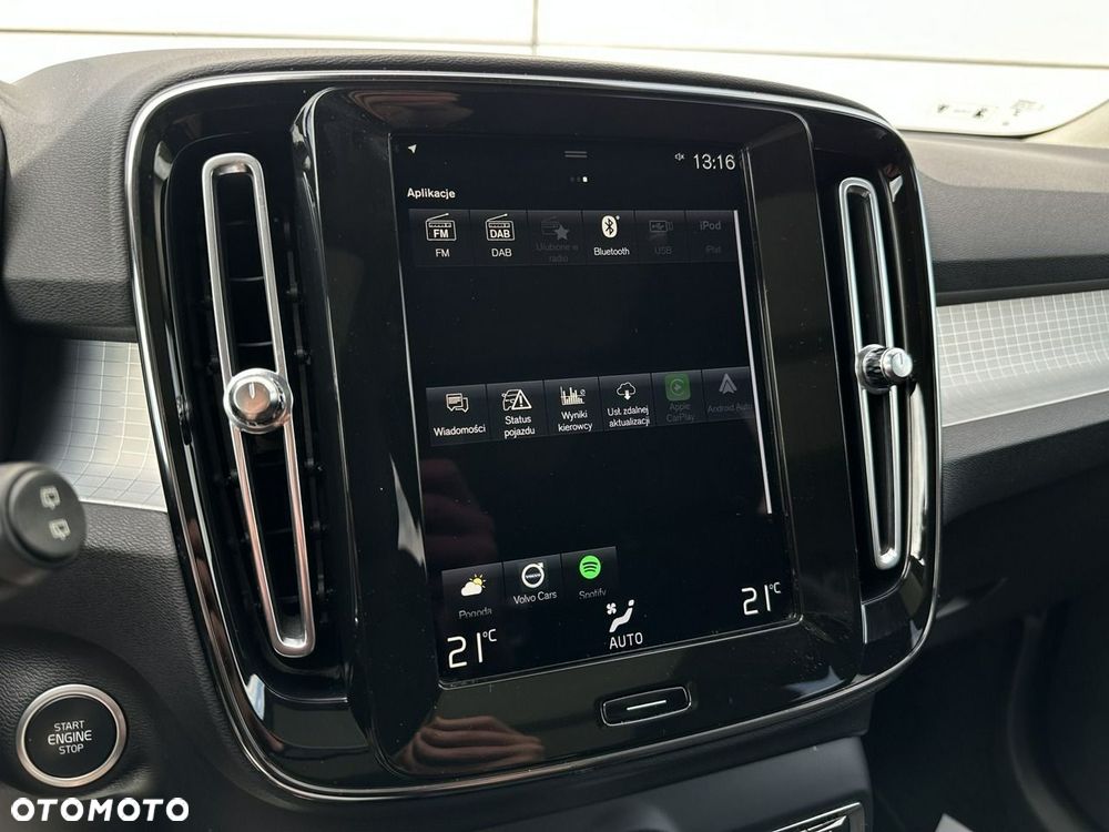 Volvo XC 40 - 29