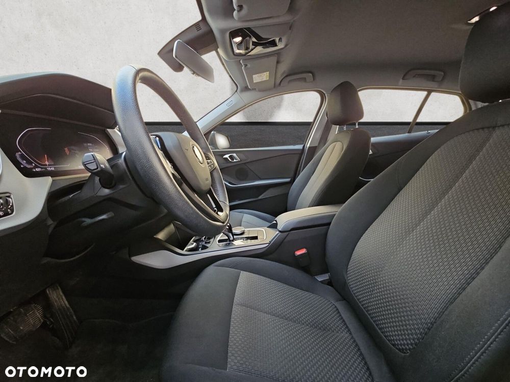 BMW Seria 1 118i Advantage - 13