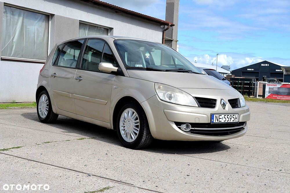 Renault Scenic - 1