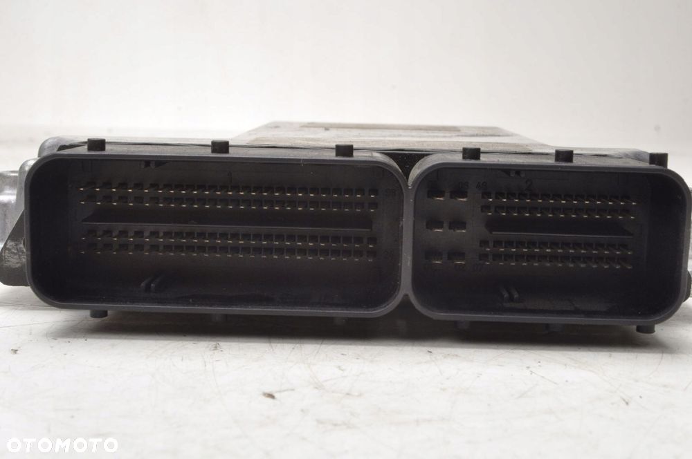 BMW E65 740D STEROWNIK SILNIKA 7793026 0281010899 - 3