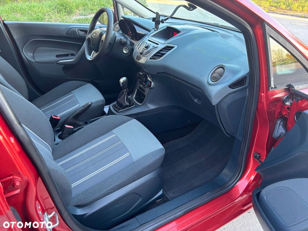 Ford Fiesta 1.25 Champions Edition - 9