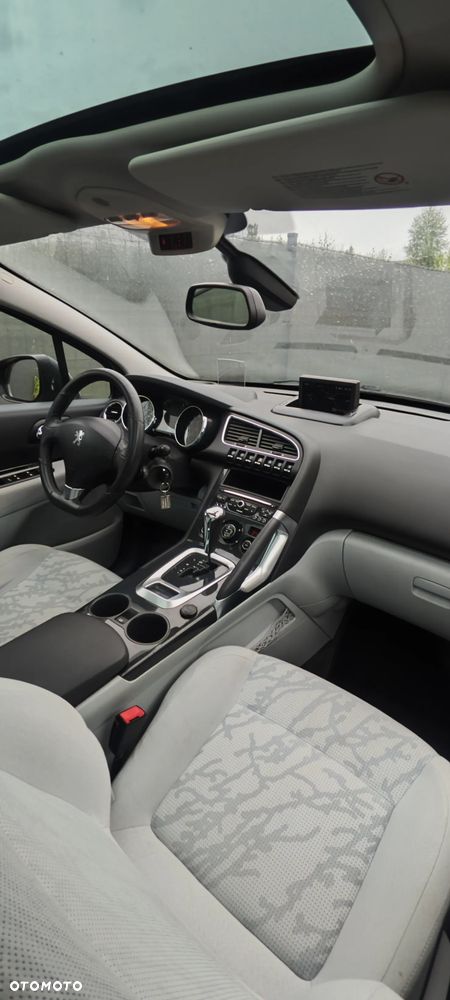Peugeot 3008 HDi FAP 165 Automatik Allure - 3