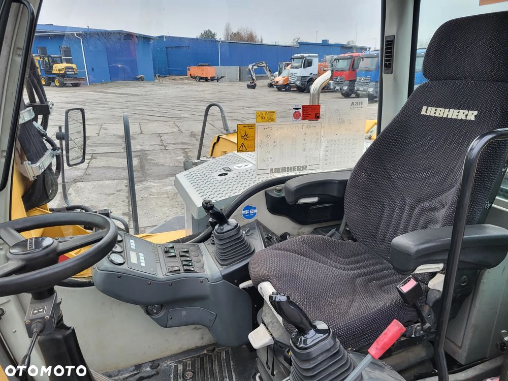 Liebherr A 311 spr z Niemiec tylko 6200mtg - 17
