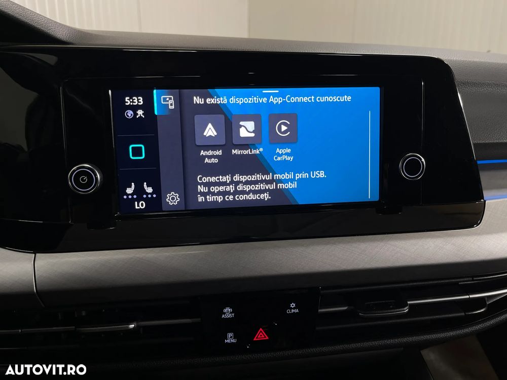 Volkswagen Golf 1.5 eTSI ACT DSG MHEV Life - 17