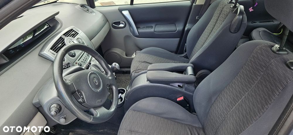 Renault Scenic 2.0 16V Expression - 6