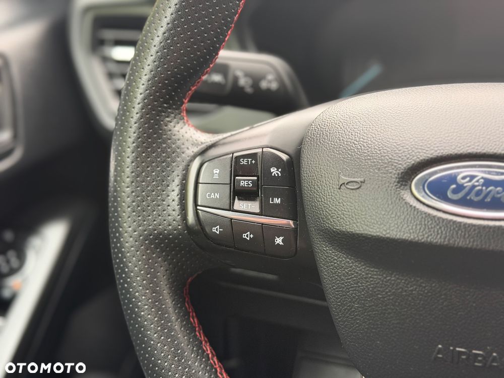 Ford Focus 2.0 TDCi ST-Line Red ASS - 23