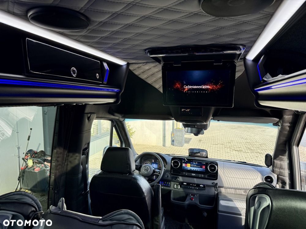 Mercedes-Benz Sprinter 519 Panoramic Line - 22