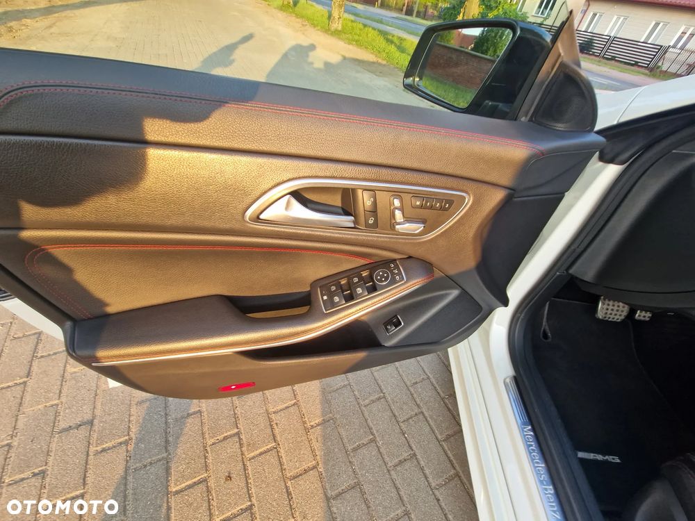 Mercedes-Benz CLA 220 d 7G-DCT AMG Line - 23