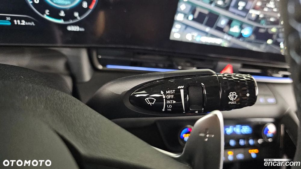 Hyundai Elantra - 28