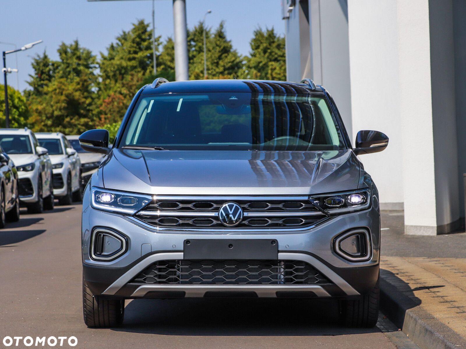 Volkswagen T-Roc - 8