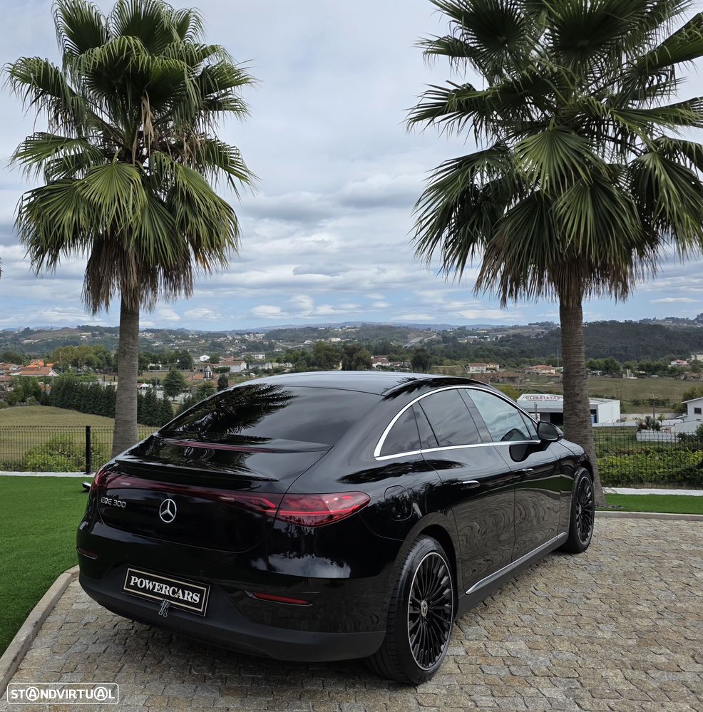 Mercedes-Benz EQE 300 Edition Electric Art - 12