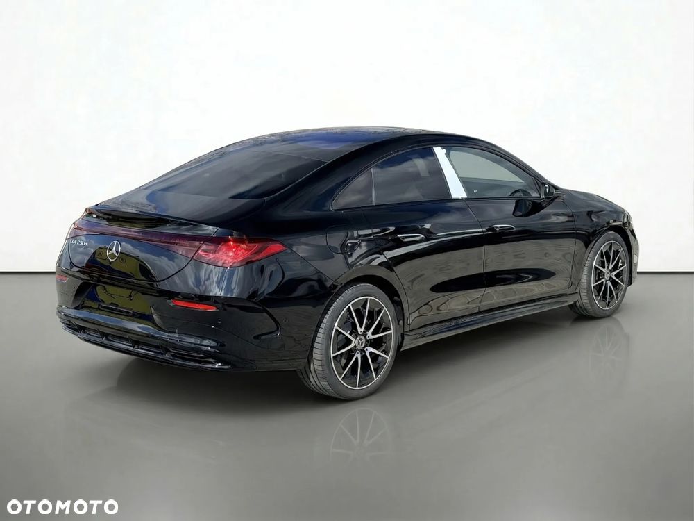 Mercedes-Benz CLA - 8