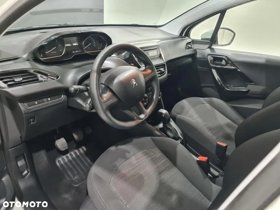 Peugeot 208 1.6 BlueHDi Active - 11