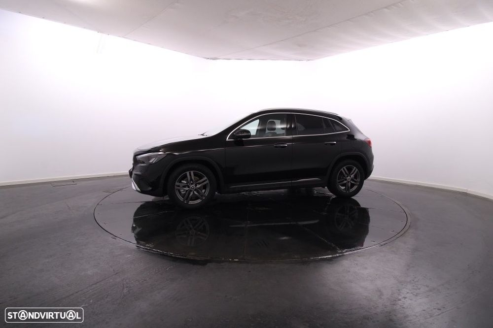 Mercedes-Benz GLA 180 d Progressive - 2