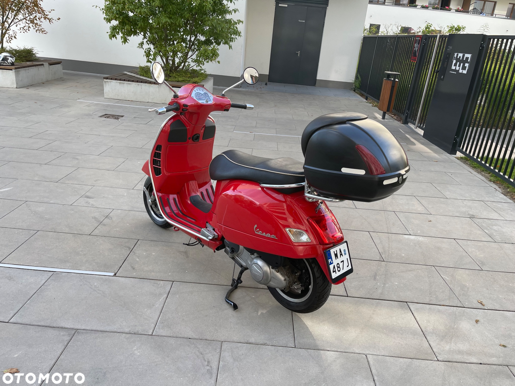 Vespa GTS - 12