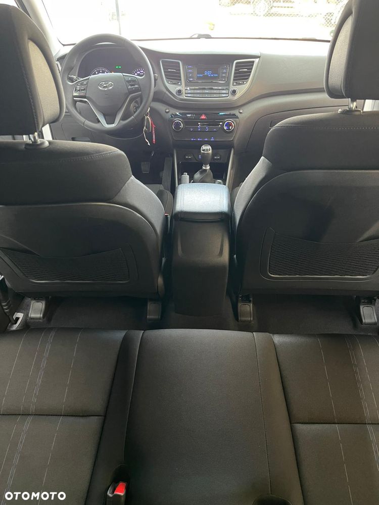 Hyundai Tucson blue 1.6 GDi 2WD Navi - 29