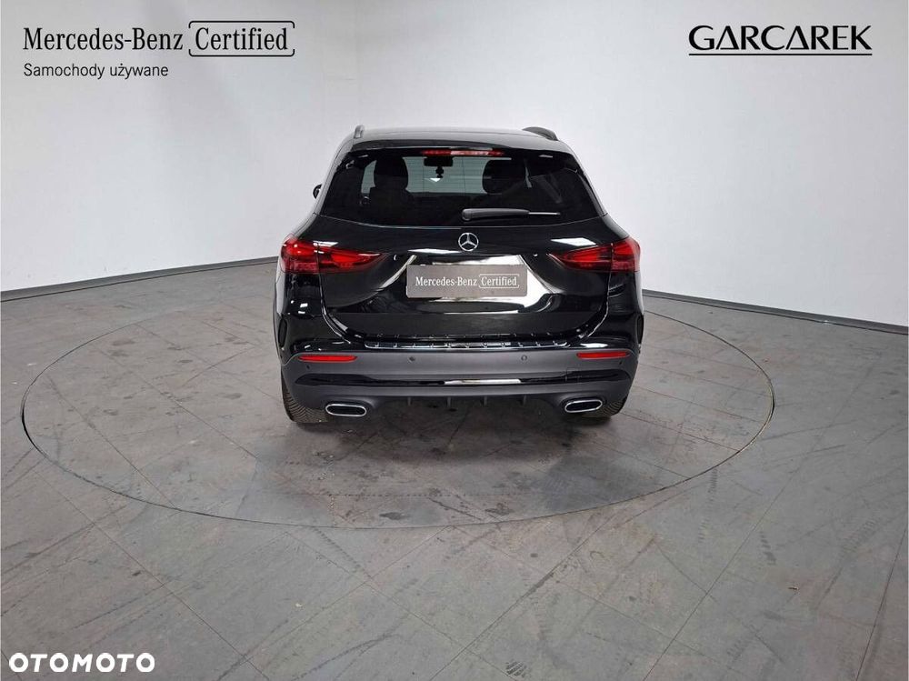 Mercedes-Benz GLA 200 AMG Line - 8