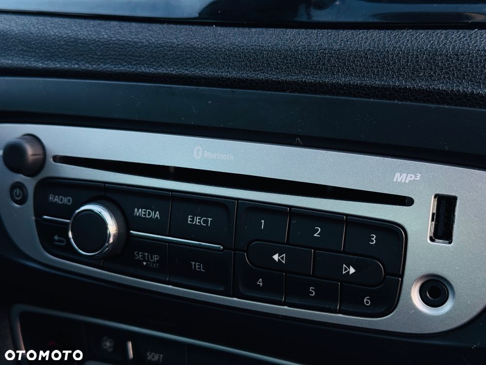 Renault Scenic 1.5 dCi Energy Limited EDC EU6 - 16