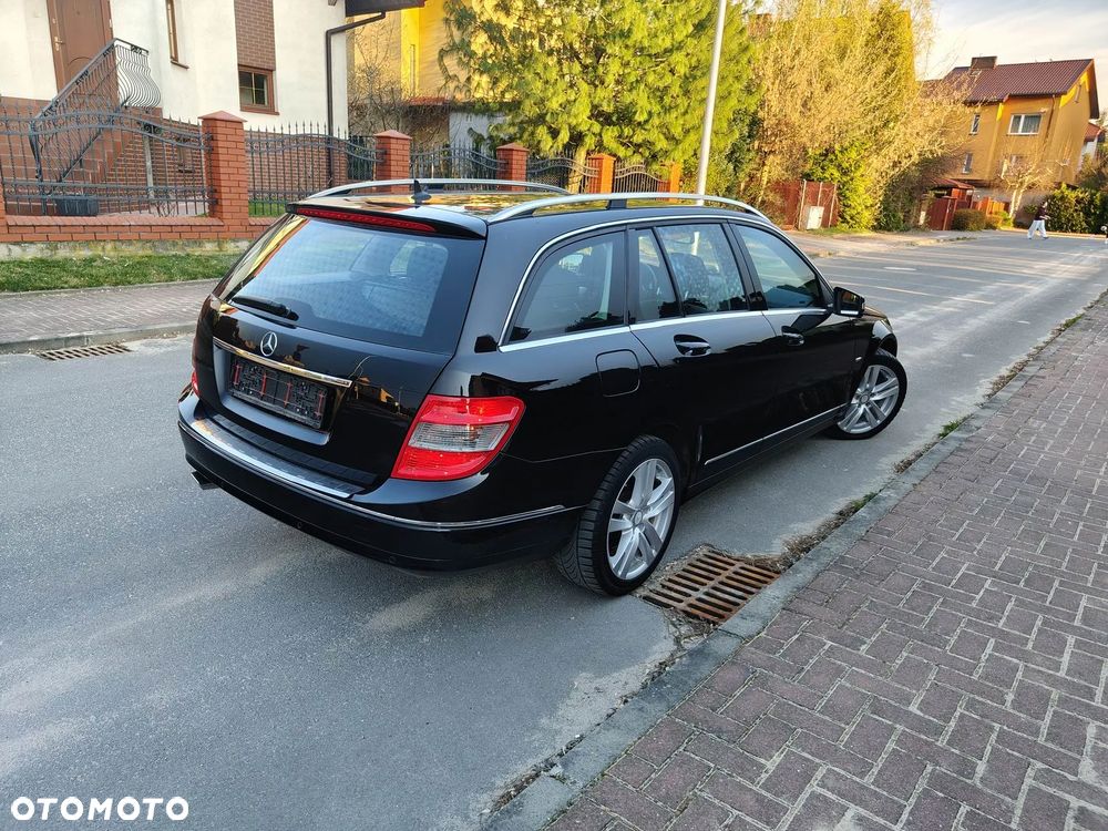 Mercedes-Benz Klasa C 220 CDI DPF Automatik BlueEFFICIENCY Avantgarde - 11
