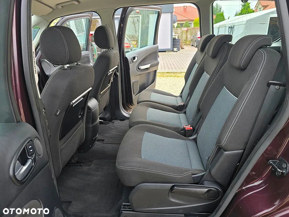 Ford Galaxy 2.0 Trend - 17