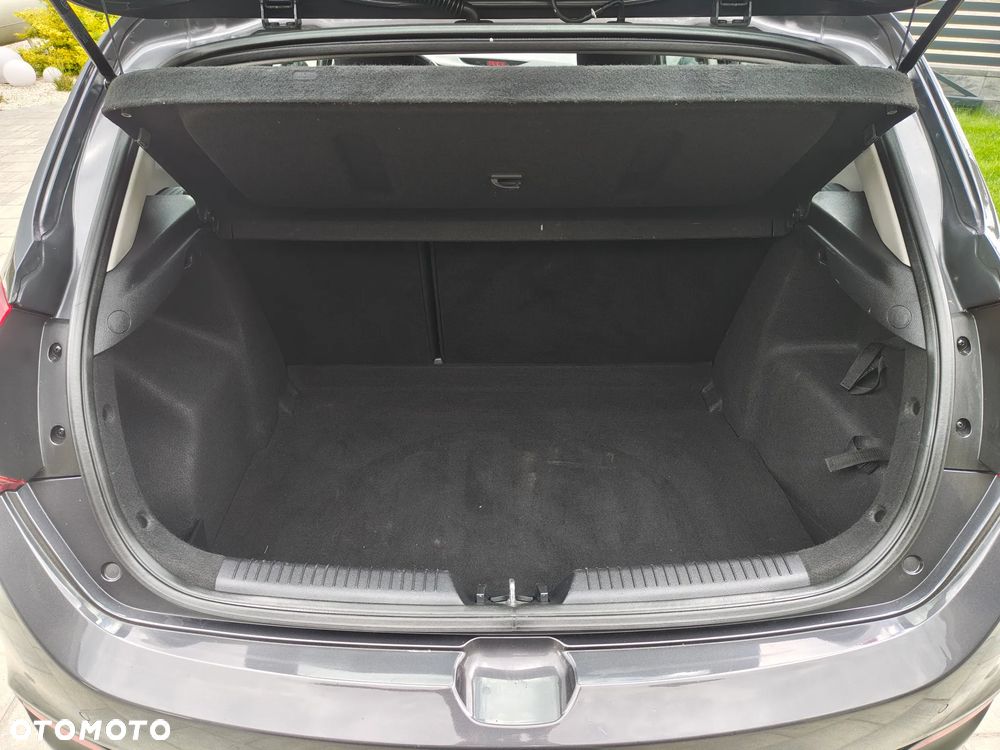 Kia Ceed 1.4 CVVT Attract - 14