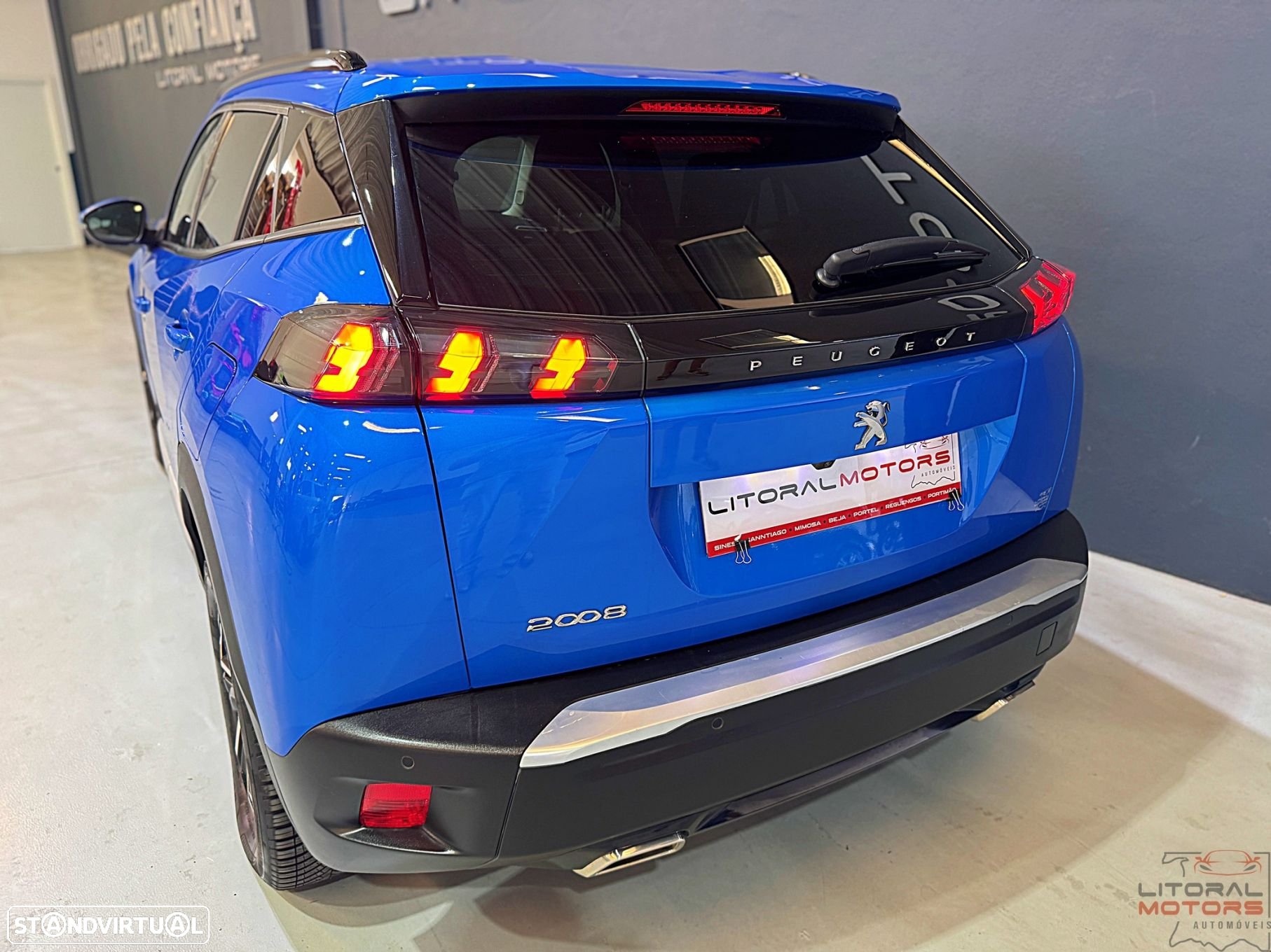 Peugeot 2008 1.2 PureTech Allure Pack - 9