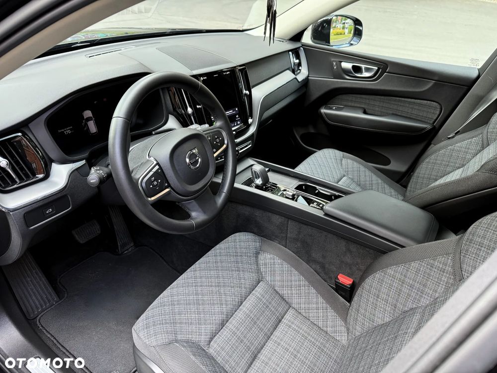 Volvo XC 60 B4 D Core - 14