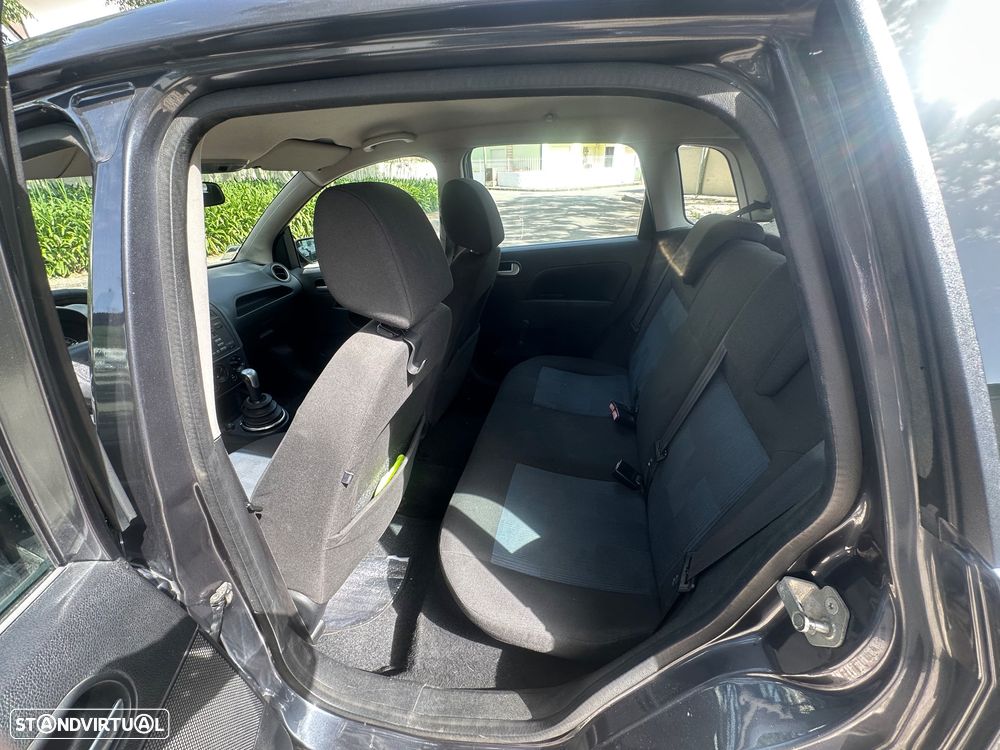 Ford Fiesta 1.25 Trend - 7