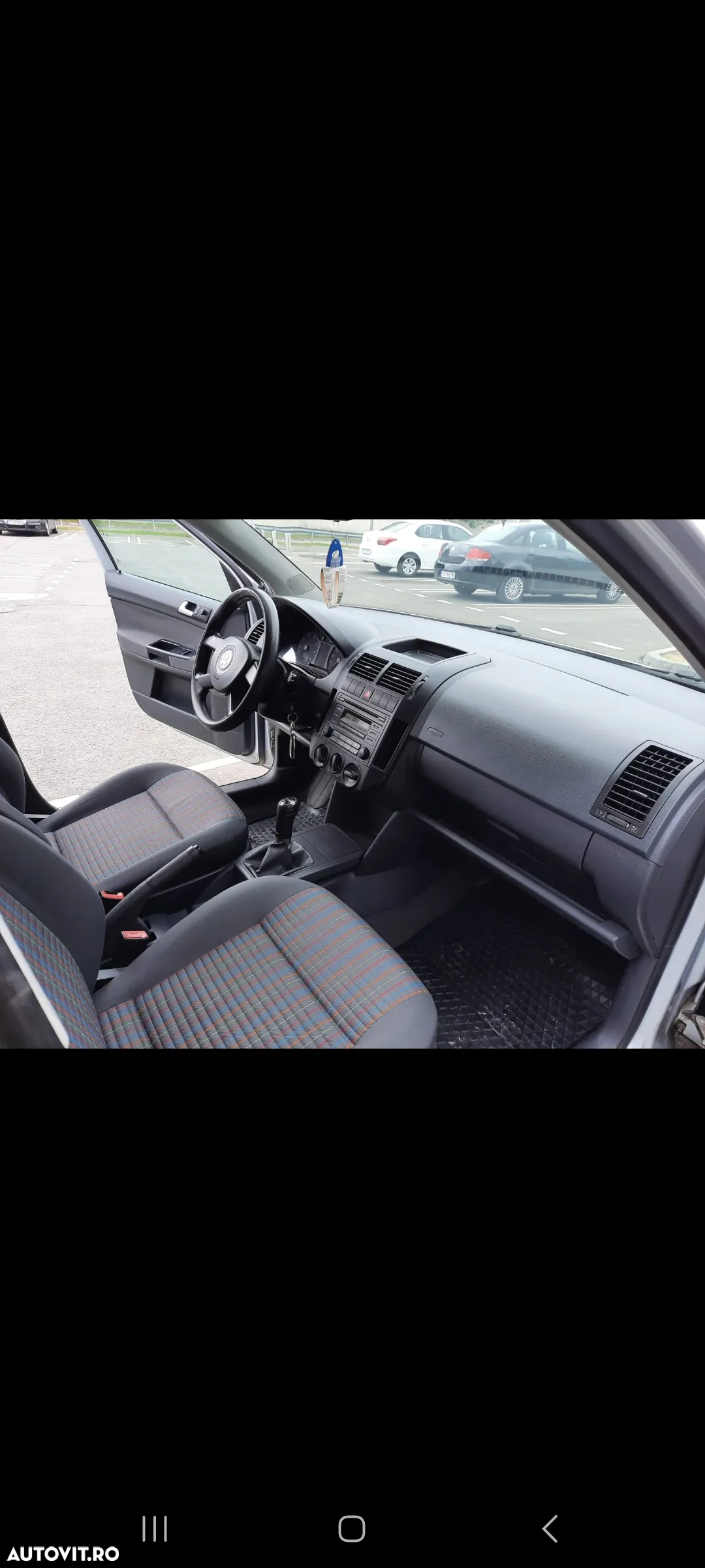 Volkswagen Polo 1.2 Attractive - 13