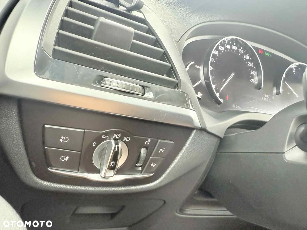 BMW X3 xDrive20d - 16