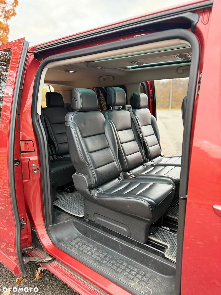 Peugeot Traveller - 9