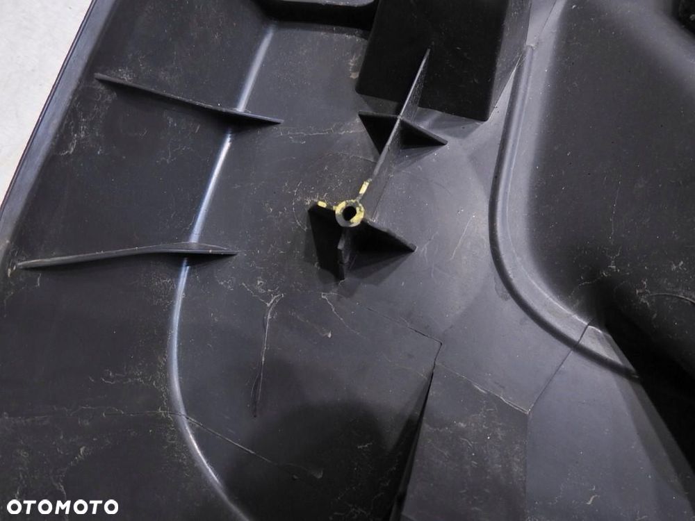 TAPICERKA KLAPY TYŁ VW GOLF V PLUS - 3