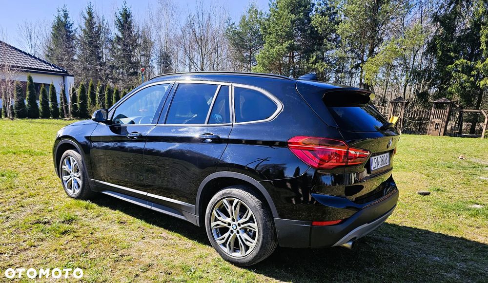 BMW X1 sDrive18d Advantage sport - 3