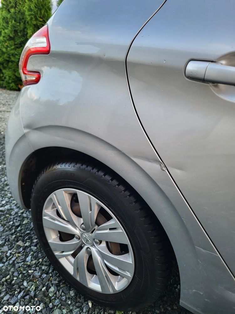 Peugeot 208 1.4 VTi Active - 11