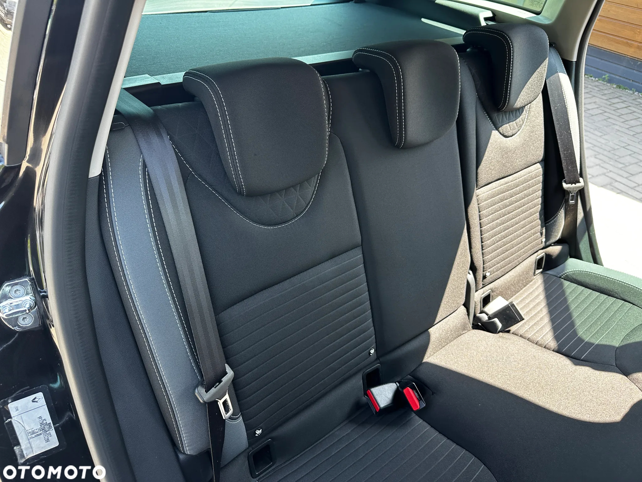 Renault Clio - 24