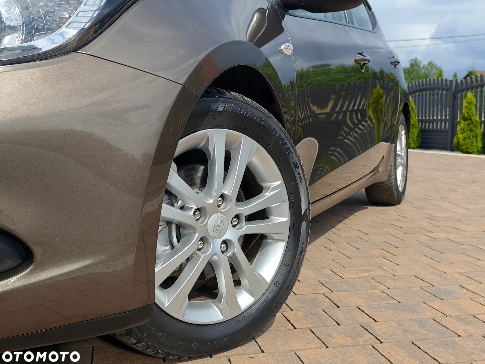 Kia Ceed - 7