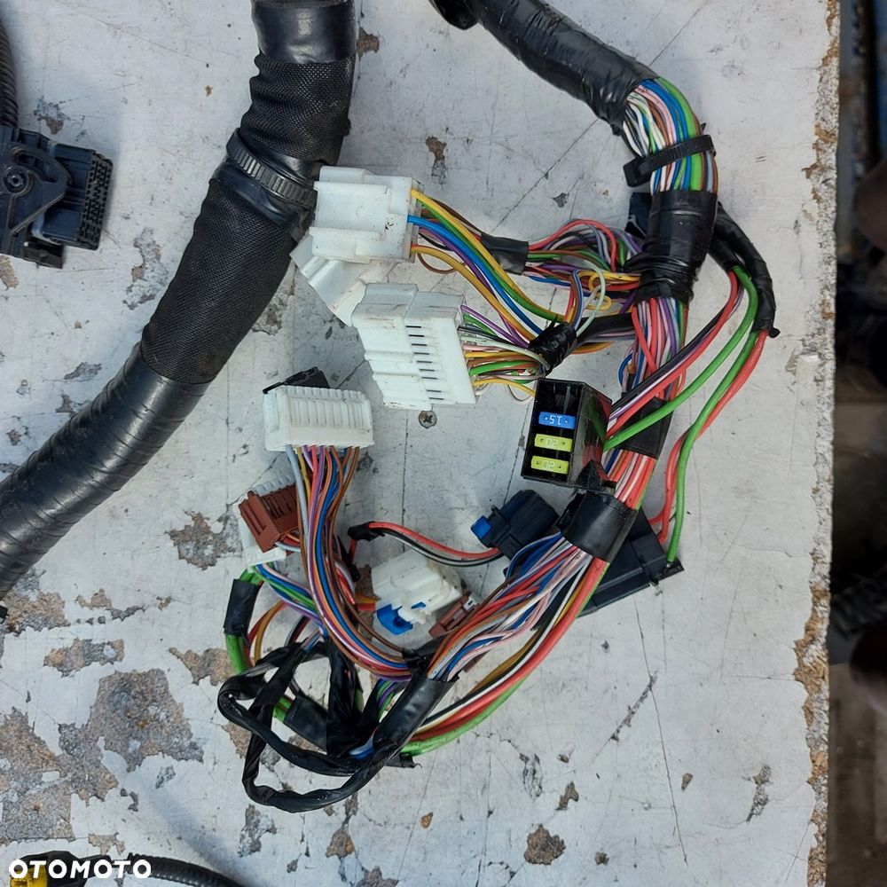 WIAZKA INSTALACJA ELEKTRYCZNA KOSTKA KABLE KOMPLET MERCEDES X W470 ORYGINAL DEMONTAZ - 11