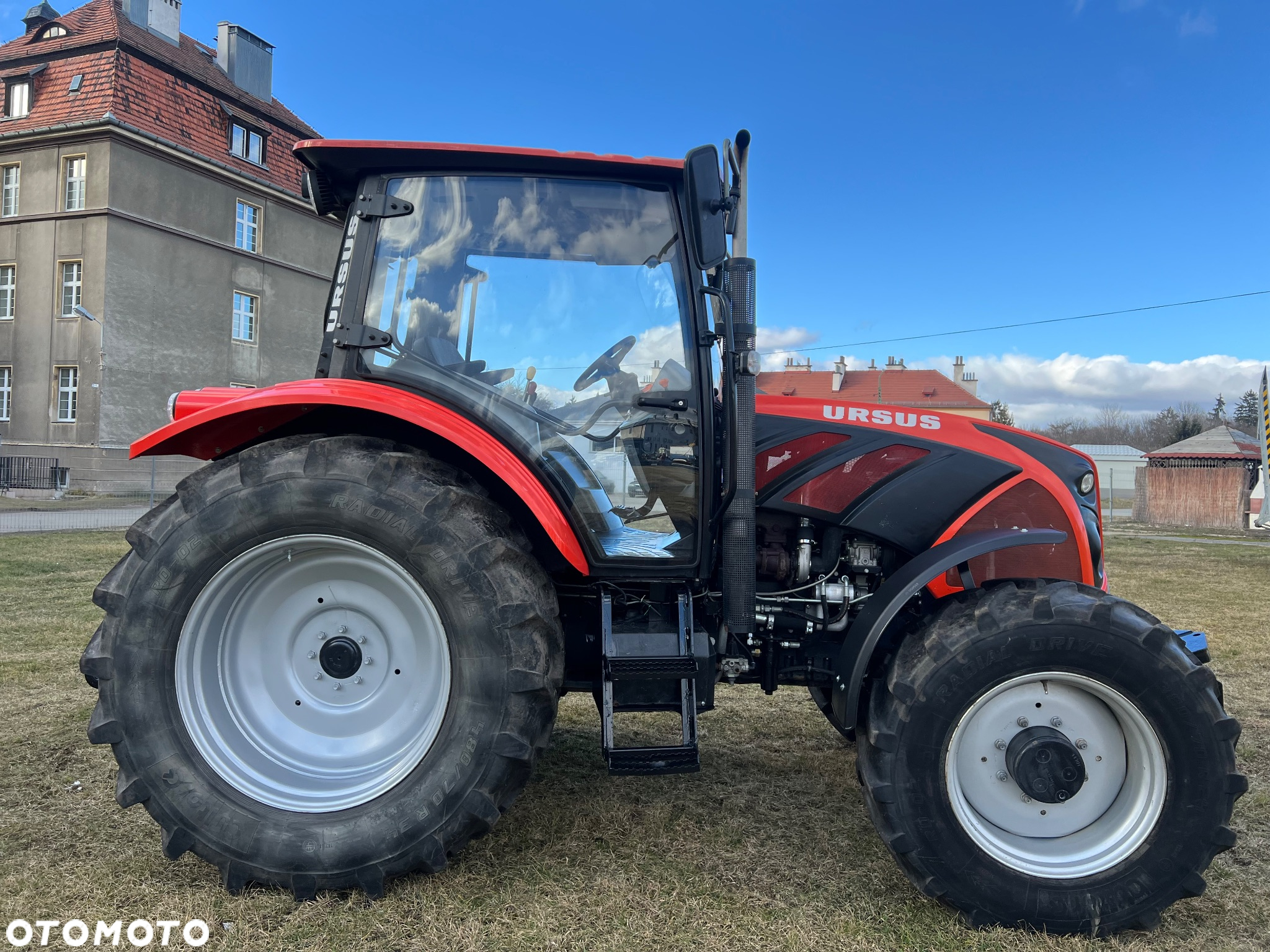Ursus 11054 - 8