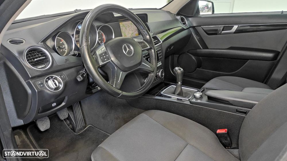 Mercedes-Benz C 220 CDi Avantgarde BlueEfficiency - 5