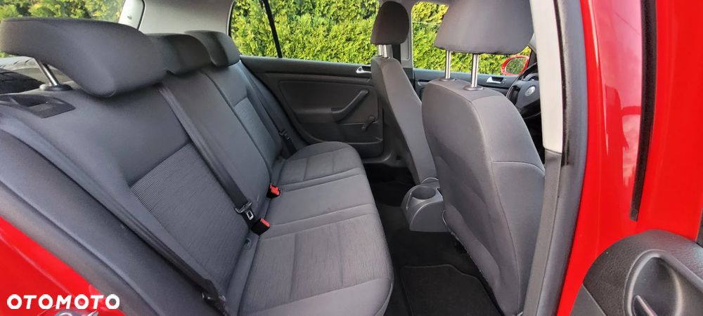 Volkswagen Golf - 15